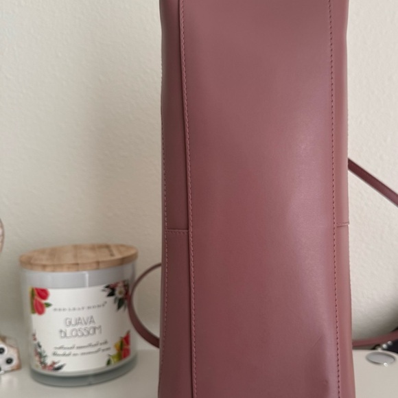 Furla Women's Mauve Shoulder Bag - Picture 4 of 12